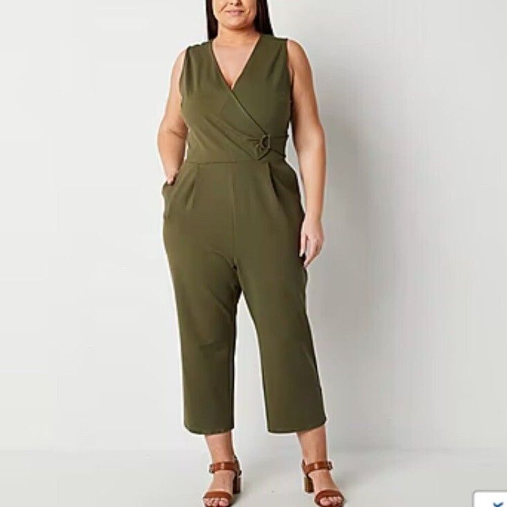 Liz Claiborne 28 W Jumpsuit Sleeveless Crop Pockets V Neck Wrap Olive Green NEW